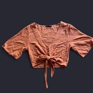M | Olivaceous dark peach/orange tie front crop top blouse